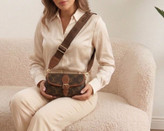 کیف دوشی زنانه آدلیا